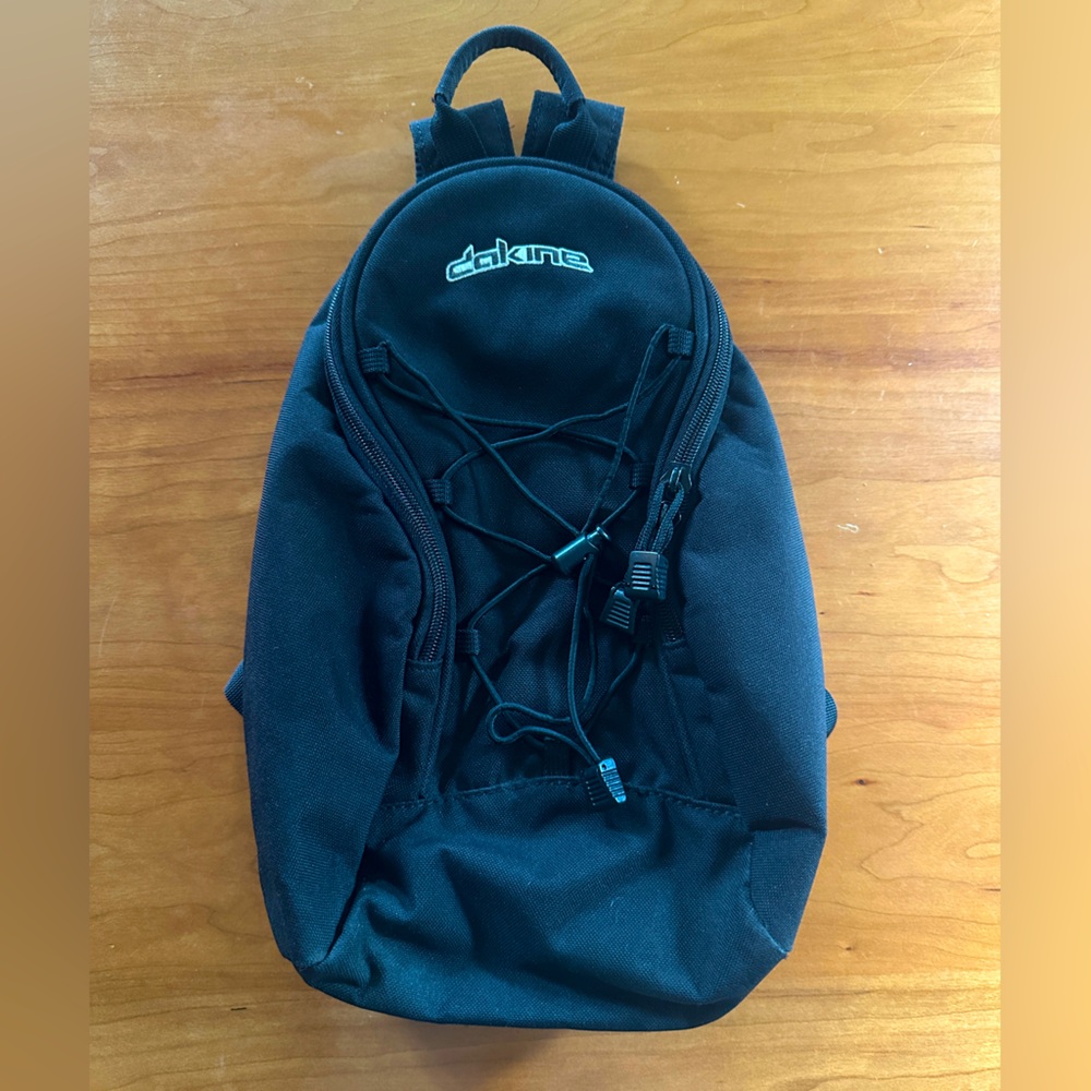 Dakine Black Backpack Simple Design Adjustable Straps